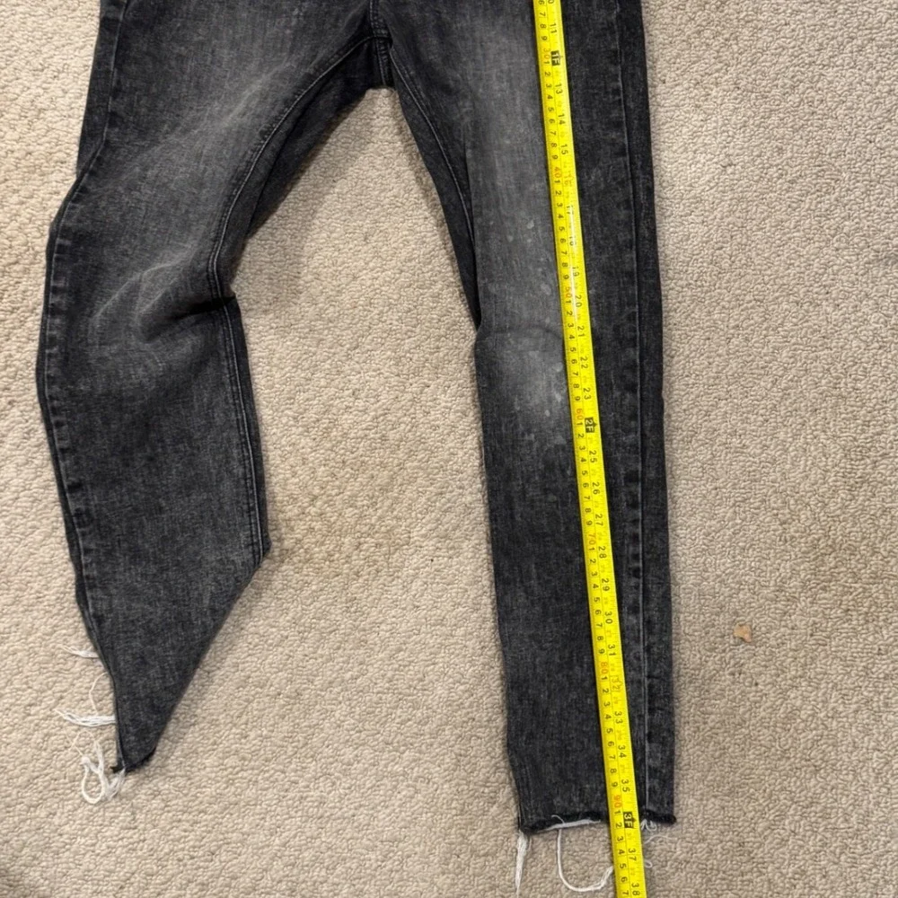 Old Navy Rockstar Super Skinny Distressed Hem High Rise Button Fly Jeans 8 - Picture 6 of 8